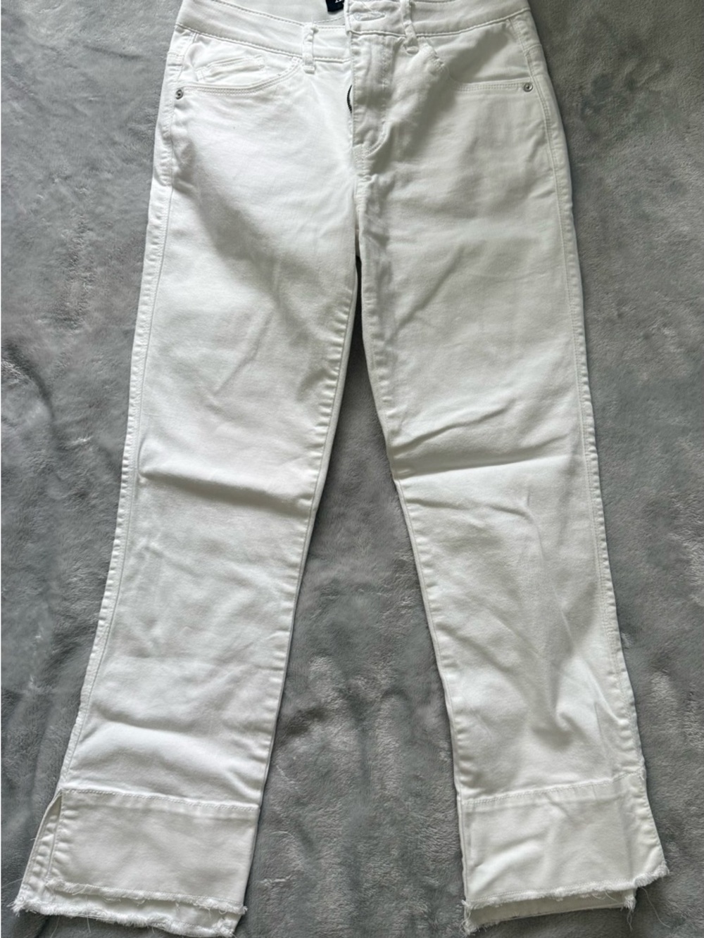 mac and me White High-Rise Jeans with Zip Fly